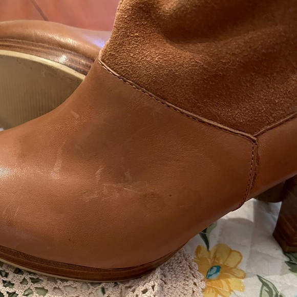 👢Very Volatile Suede Boots👢 - Picture 12 of 14